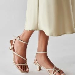 DOLCEVITA SANDALS BAYLOR HEELS IVORY LEATHER