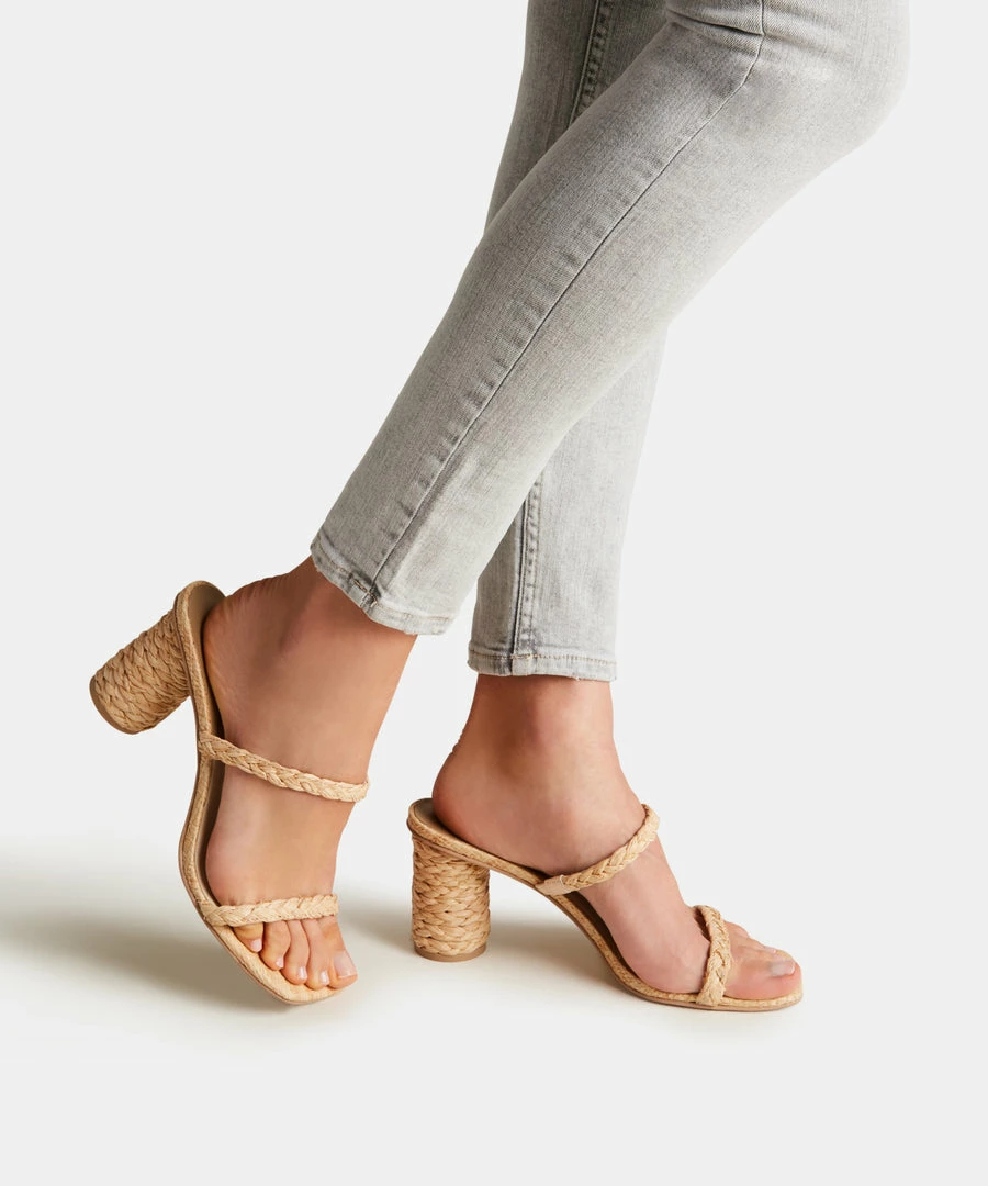 DOLCEVITA NOLES HEELS LT NATURAL RAFFIA SANDALS