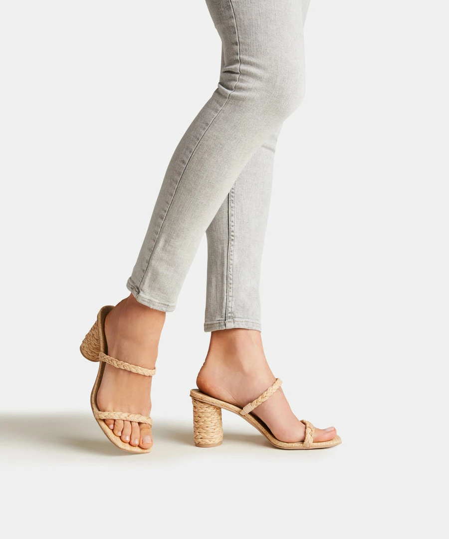 DOLCEVITA NOLES HEELS LT NATURAL RAFFIA SANDALS