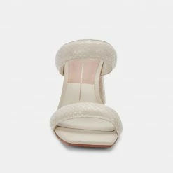 DOLCEVITA WIDE SIZING PASCOE WIDE HEELS IVORY EMBOSSED STELLA