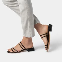 DOLCEVITA HAIZE SANDALS BLACK STELLA