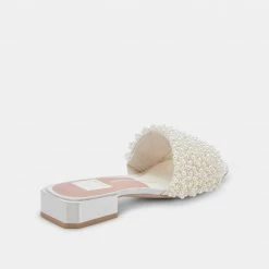 DOLCEVITA HALIE PEARL SANDALS VANILLA PEARLS