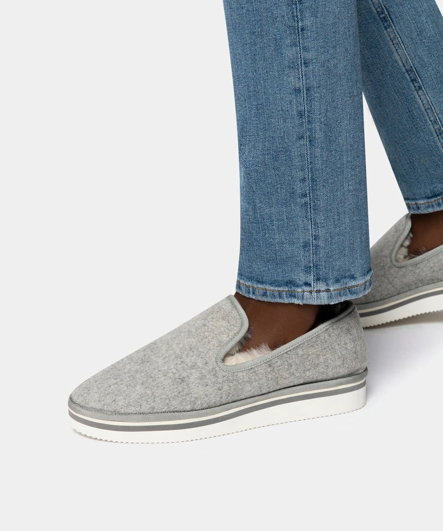 DOLCEVITA HERVE SLIPPERS GREY FELT FLATS