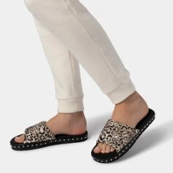 DOLCEVITA FLATS MOCHI SLIPPERS BEIGE LEOPARD