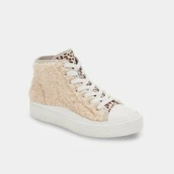 Recurate RESALE VEOLA PLUSH SNEAKERS NATURAL PLUSH Re:vita