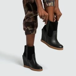 Recurate RESALE PAVLOS BOOTIES BLACK Re:vita