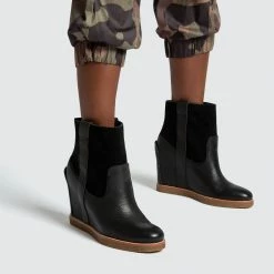 Recurate RESALE PAVLOS BOOTIES BLACK Re:vita