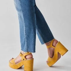 DOLCEVITA ELLY HEELS HONEY SUEDE SANDALS