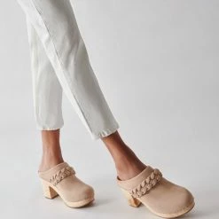 DOLCEVITA HILA HEELS DUNE NUBUCK