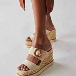 DOLCEVITA LAURYN WEDGES CREAM STELLA SANDALS