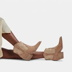 DOLCEVITA NASHE BOOTIES TAN NUBUCK