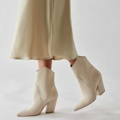 DOLCEVITA NESTLY BOOTIES IVORY LEATHER