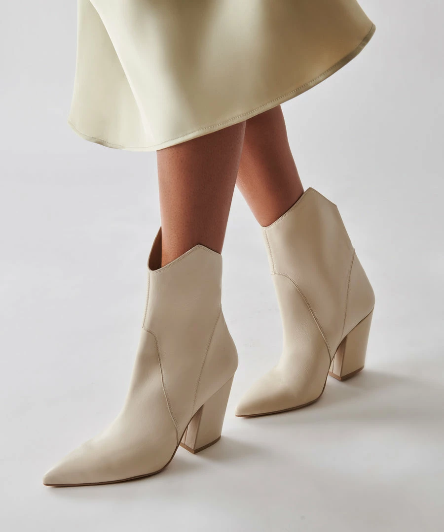 DOLCEVITA NESTLY BOOTIES IVORY LEATHER
