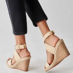 DOLCEVITA SANDALS NEZZA WEDGES VANILLA LEATHER