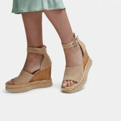 DOLCEVITA PARLE HEELS BISCUIT SUEDE SANDALS