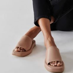 DOLCEVITA ROSCO SANDALS CAFE STELLA