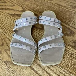 Recurate IZABEL STUDDED SANDALS CAFE STELLA Re:vita