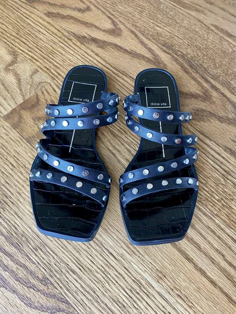 Recurate IZABEL STUDDED SANDALS BLACK STELLA Re:vita