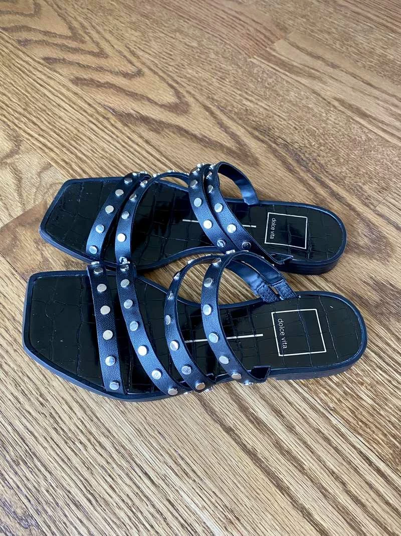 Recurate IZABEL STUDDED SANDALS BLACK STELLA Re:vita