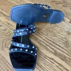 Recurate IZABEL STUDDED SANDALS BLACK STELLA Re:vita