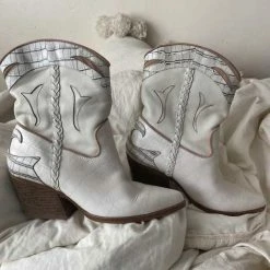 Recurate RESALE LORAL BOOTIES IVORY LEATHER Re:vita
