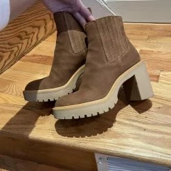 Recurate CASTER H2O BOOTIES CAMEL SUEDE Re:vita