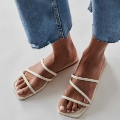 DOLCEVITA VINNY SANDALS OFF WHITE STELLA