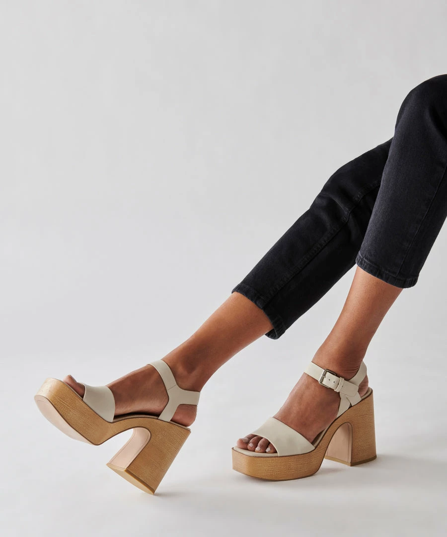 DOLCEVITA WALLIS HEELS IVORY LEATHER