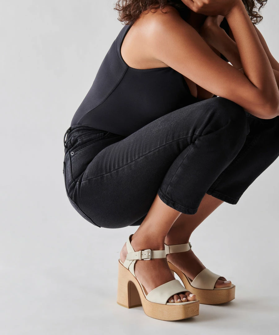 DOLCEVITA WALLIS HEELS IVORY LEATHER