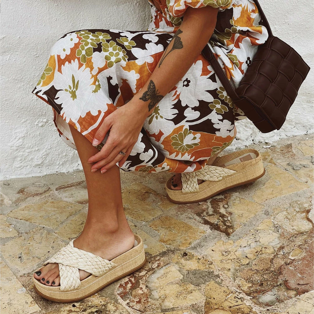 DOLCEVITA WRENLY SANDALS LT NATURAL RAFFIA