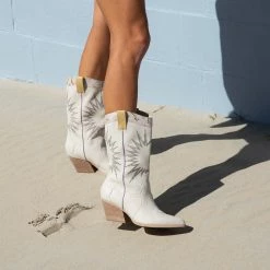 DOLCEVITA LAWSON BOOTS SAND NUBUCK