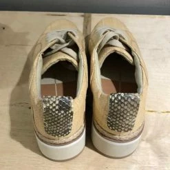 Recurate RESALE TELAH SNEAKERS IN LT BLUSH MESH - Re:vita