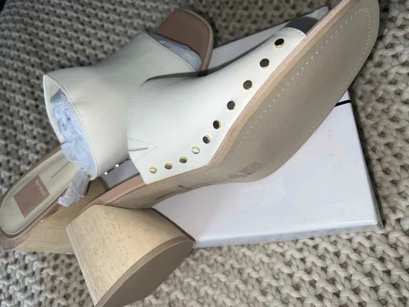 Recurate RESALE AMINO HEELS IN WHITE LEATHER - Re:vita