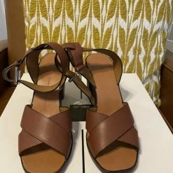 Recurate RESALE NALA HEELS IN BROWN - Re:vita