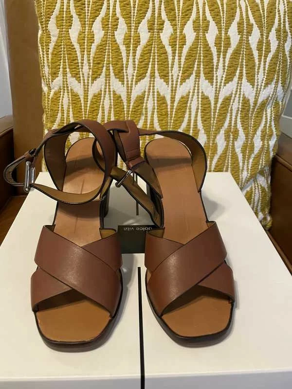 Recurate RESALE NALA HEELS IN BROWN - Re:vita