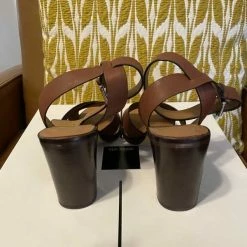 Recurate RESALE NALA HEELS IN BROWN - Re:vita