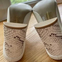 Recurate KIRRA MULES IVORY LEATHER - Re:vita RESALE