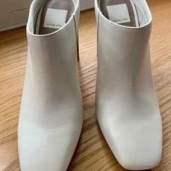 Recurate KIRRA MULES IVORY LEATHER - Re:vita RESALE