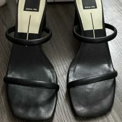 Recurate NOLES WIDE HEELS ONYX LEATHER - Re:vita RESALE