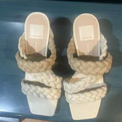 Recurate PARTHA HEELS IN IVORY MULTI STELLA - Re:vita RESALE