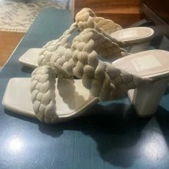 Recurate PARTHA HEELS IN IVORY MULTI STELLA - Re:vita RESALE