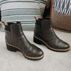 Recurate HUEY H2O BOOTS BLACK LEATHER Re:vita RESALE