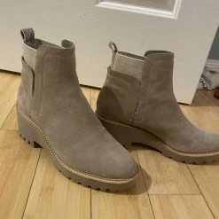 Recurate HUEY BOOTIES ALMOND Re:vita RESALE